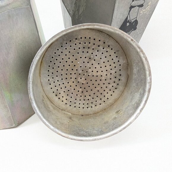 Bialetti Moka Express Single Cup Stovetop Aluminum Coffee Maker Made in Italy - Picture 9 of 13